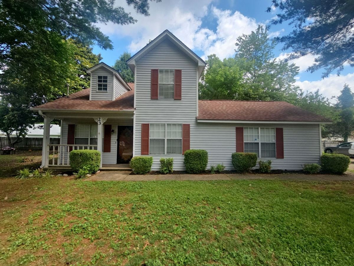 Architectural shingle installation on a residential home by Crawford in Jackson, TN.